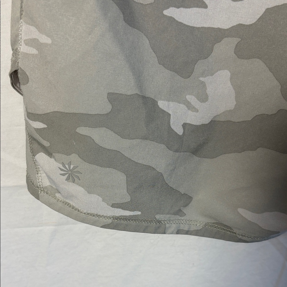 Athleta Girl Printed Record Breaker 3” Short - XXL(16) Gray Camouflage - Picture 3 of 8